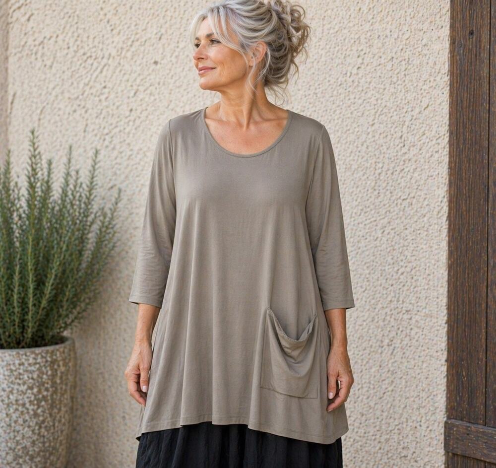 SUN KIM Large Taupe Slinky Knit Tunic 3/4 Sleeve Zipper Pocket Lagenlook Artsy